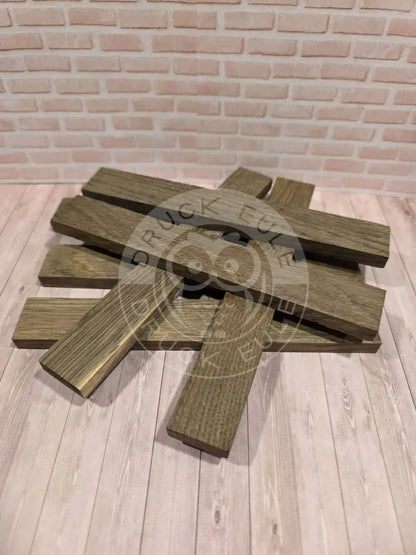 Räucher-Eiche lose 22x8x160mm