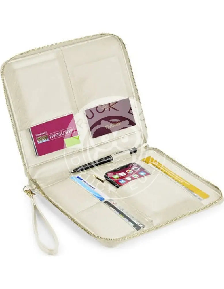 Travel Organiser Oyster